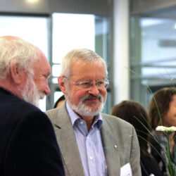 Prof. K.-P. Hoffmann (left) and Prof. Ulf Eysel, the former speaker and the speaker of the IGSN