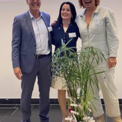 Speaker Katrin Marcus-Alic and Vice Speaker Carsten Theiß thanked the IGSN Director and Dean of Studies Denise Manahan-Vaughan and coordinator Ursula Heiler for their long-standing commitment to the IGSN.